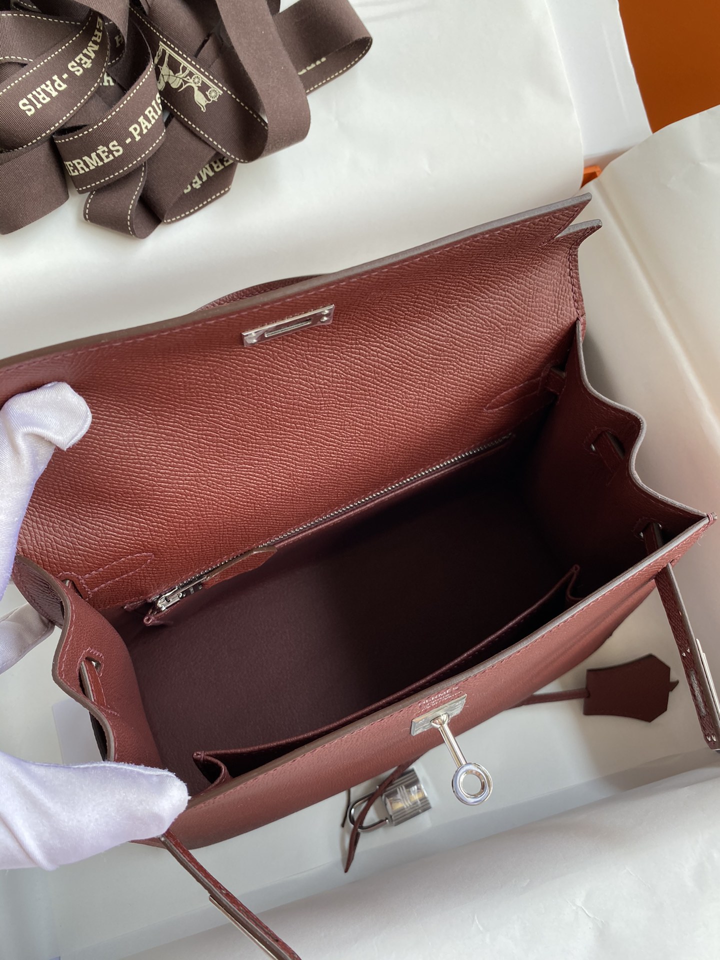 Hermes Kelly 25cm Handbag Shoulder Bag in Burgundy Epsom Leather